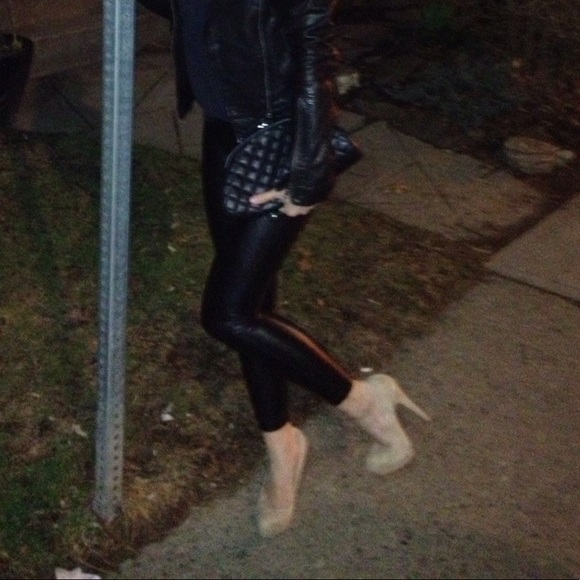 Aldo - nubuck heels - Picture 7 of 7